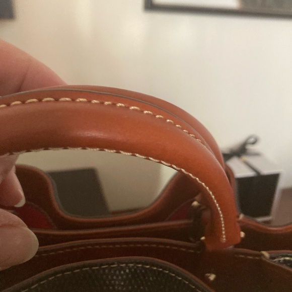 Dooney and Bourke beautiful lizard, Barlow - Picture 9 of 9